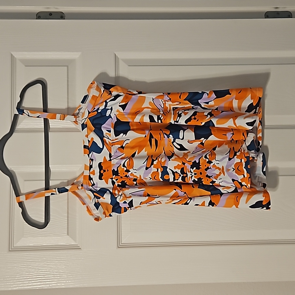 XL One Piece Bathing Suit - Picture 2 of 4